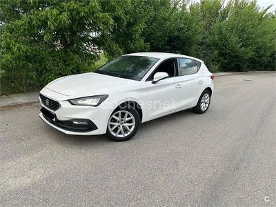Usado Seat Leon Style 115 CV (84 kW) 2021 Blanco Berlina