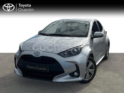 Gris / plata Usado 2024 Toyota Yaris Hybrid Active Berlina | 21.990 € (Precio justo)