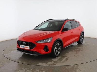 Rojo Usado 2023 Ford Focus Active X Berlina | 21.899 € (Precio justo)