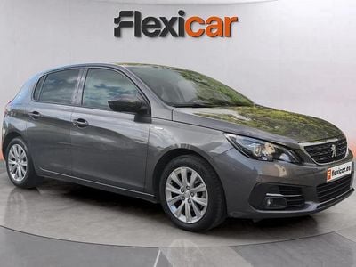 Usado Peugeot 308 Style 131 CV (96 kW) 2020 Gris Berlina
