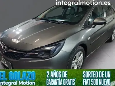 Usado Opel Astra Business 122 CV (89 kW) 2021 Familiar
