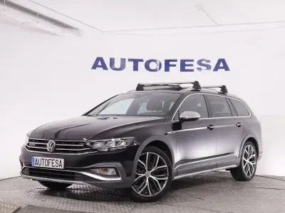 Usado VW Passat Alltrack 190 CV (139 kW) 2020 Negro Familiar