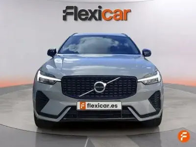 Begagnad Volvo XC60 Plus 197 HK (144 kW) 2023 Grå SUV