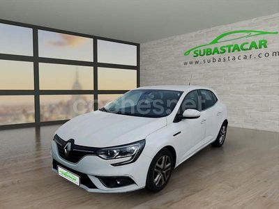Blanco Usado 2020 Renault Mégane IV Business Berlina | 11.900 € (Buen precio)