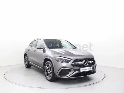 Usado Mercedes GLA250 218 CV (160 kW) 2025 Gris / plata SUV