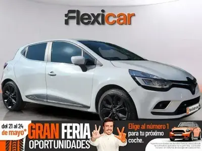 Usado Renault Clio IV Zen 120 CV (88 kW) 2017 Blanco