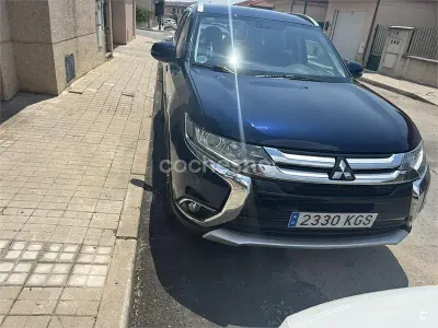 Usado Mitsubishi Outlander Motion 150 CV (110 kW) 2018 Azul SUV