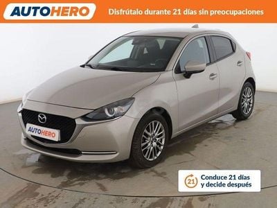 Usado Mazda 2 90 CV (66 kW) 2021 Gris Berlina