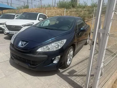 Usado Peugeot 308 CC Sport 112 CV (82 kW) 2011 Azul Descapotable