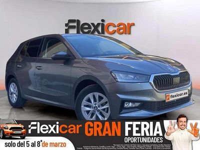 Usado Skoda Fabia Selection 80 CV (58 kW) 2025 Gris Utilitario