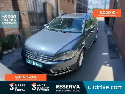Usado VW Passat Advance 140 CV (102 kW) 2011 Gris Familiar