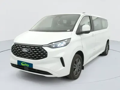 Usado Ford Tourneo Custom Titanium 150 CV (110 kW) 2024 Van