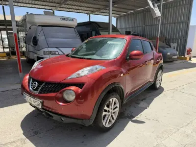 Usado Nissan Juke Visia 110 CV (80 kW) 2012 Burdeos SUV