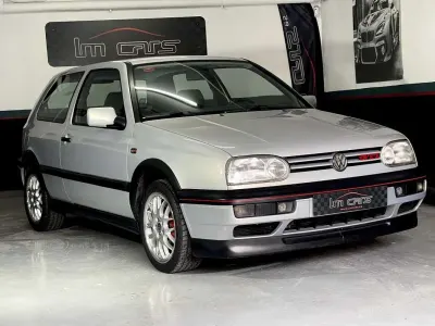 Usado VW Golf III GTI 117 CV (86 kW) 1996 Gris Utilitario