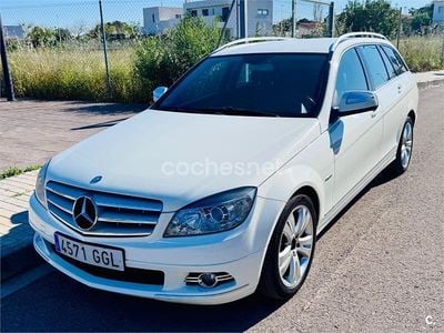 Usado Mercedes C180 Avantgarde 156 CV (114 kW) 2008 Blanco Familiar