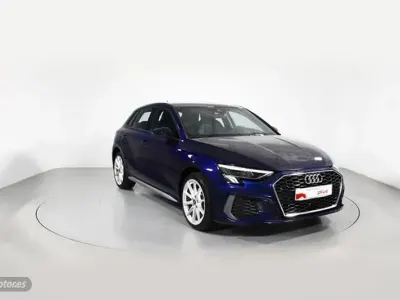 Usado Audi A3 Ambiente 204 CV (150 kW) 2024 Azul Berlina
