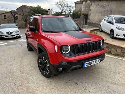 Rojo Usado 2023 Jeep Renegade Trailhawk SUV | 31.300 €