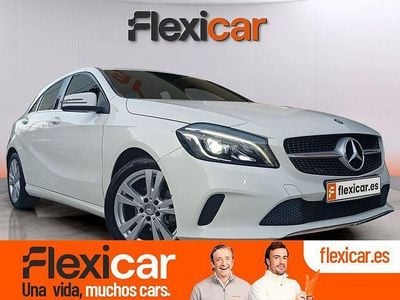 Usado Mercedes A180 Style 109 CV (80 kW) 2015 Blanco