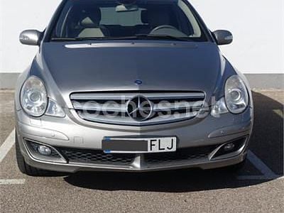 Mercedes R320