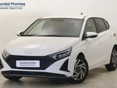 Usado Hyundai i20 84 CV (61 kW) 2025 Blanco Utilitario