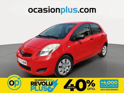 Usado Toyota Yaris Live 90 CV (66 kW) 2011 Rojo Utilitario