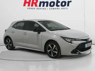 Używany Toyota Corolla Business Edition 140 KM (102 kW) 2025
