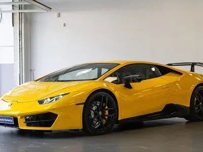 Usado Lamborghini Huracán 610 CV (448 kW) 2018 Amarillo Coupe