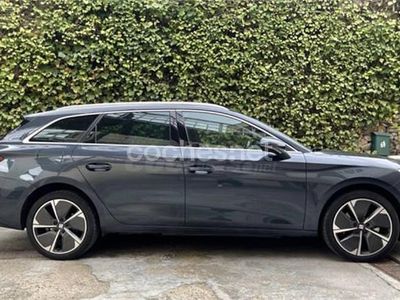 Usado Seat Leon XCELLENCE 204 CV (150 kW) 2021 Gris / plata Familiar