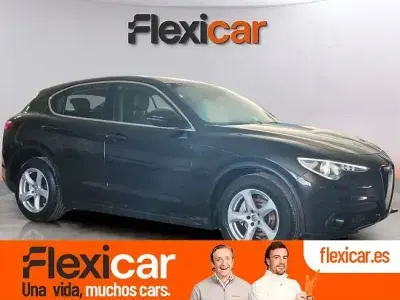 Usado Alfa Romeo Stelvio 180 CV (132 kW) 2017 Negro SUV