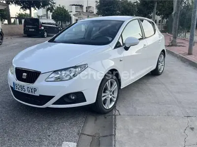 Usado Seat Ibiza Sport 105 CV (77 kW) 2010 Blanco Berlina
