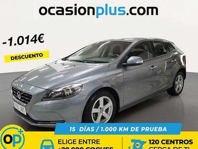 Usado Volvo V40 Kinetic 120 CV (88 kW) 2016 Gris Utilitario