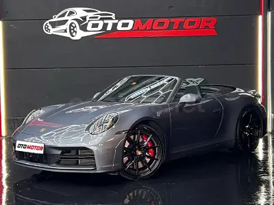 Usado Porsche 911 Carrera S Cabriolet 480 CV (353 kW) 2025 Gris / plata Descapotable