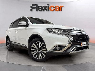 Blanco Usado 2019 Mitsubishi Outlander Motion SUV | 18.990 € (Precio justo)