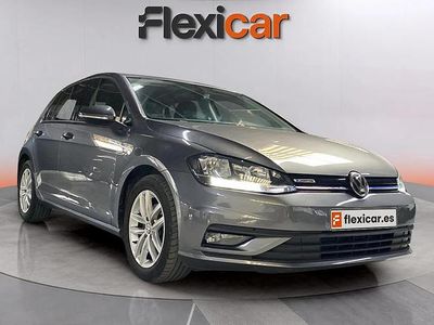 Usado VW Golf VIII Style 131 CV (96 kW) 2020 Gris Utilitario