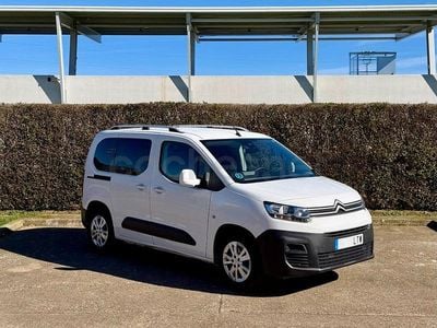 Usado Citroën Berlingo Live 102 CV (75 kW) 2021 Blanco Monovolumen