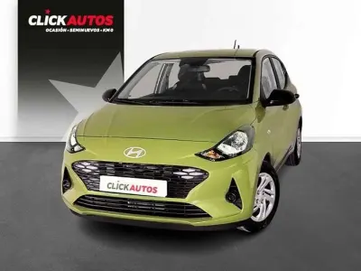 Usado Hyundai i10 67 CV (49 kW) 2024 Verde Utilitario