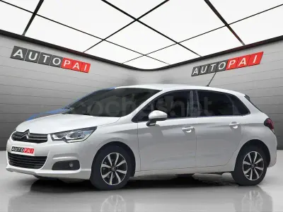 Usado Citroën C4 Feel 99 CV (72 kW) 2017 Blanco Berlina