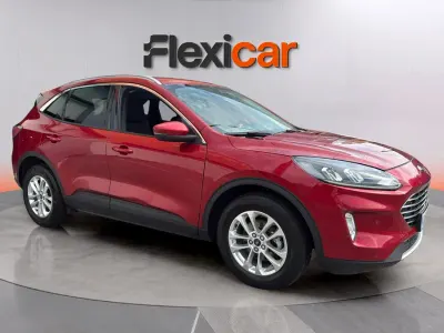 Usado Ford Kuga Titanium 150 CV (110 kW) 2023 Rojo SUV