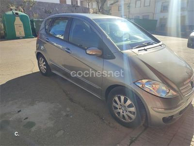 Beige Usado 2009 Mercedes A180 Elegance Monovolumen | 5000 € (Precio justo)
