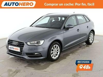 Usado Audi A3 Attraction 110 CV (80 kW) 2015 Gris Utilitario