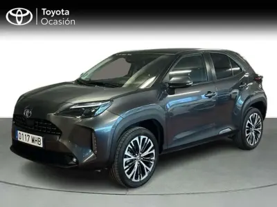 Usado Toyota Yaris Cross Plus 116 CV (85 kW) 2023 Gris SUV