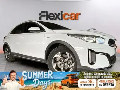 Usado Kia XCeed 100 CV (73 kW) 2024 Blanco SUV