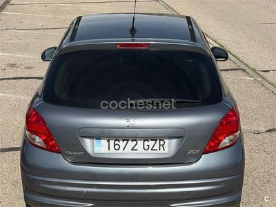 Usado Peugeot 207 Sportium 112 CV (82 kW) 2010 Gris / plata Berlina