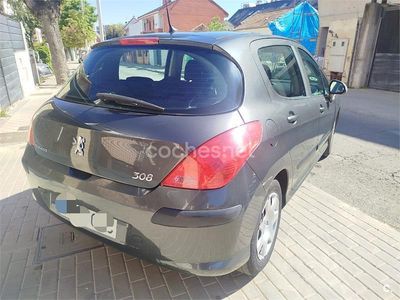 Usado Peugeot 308 110 HP (80 kW) 2008 Cinzento Sedan