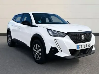 Usado Peugeot 2008 Active 101 CV (74 kW) 2021 Blanco SUV