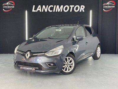 Usado Renault Clio IV LIMITED 90 CV (66 kW) 2018 Gris / plata Berlina