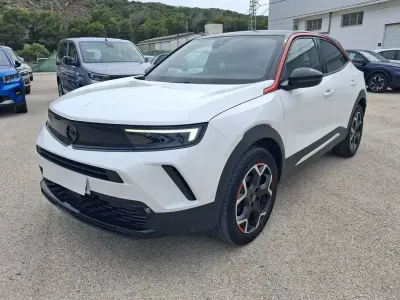 Usado Opel Mokka 136 CV (100 kW) 2023 Blanco SUV