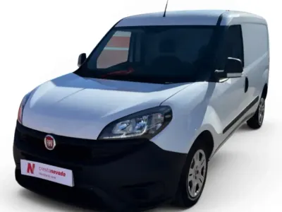 Usado Fiat Doblò 105 CV (77 kW) 2022 Blanco Monovolumen