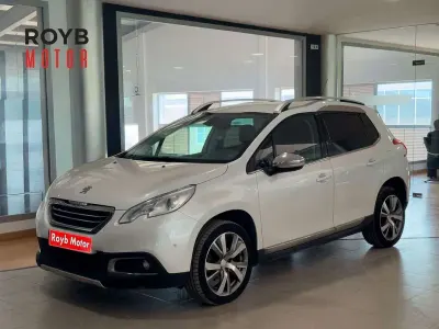 Usado Peugeot 2008 Allure 114 CV (83 kW) 2014 Blanco SUV