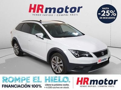 Usado Seat Leon 4Drive 150 CV (110 kW) 2018 Blanco Familiar